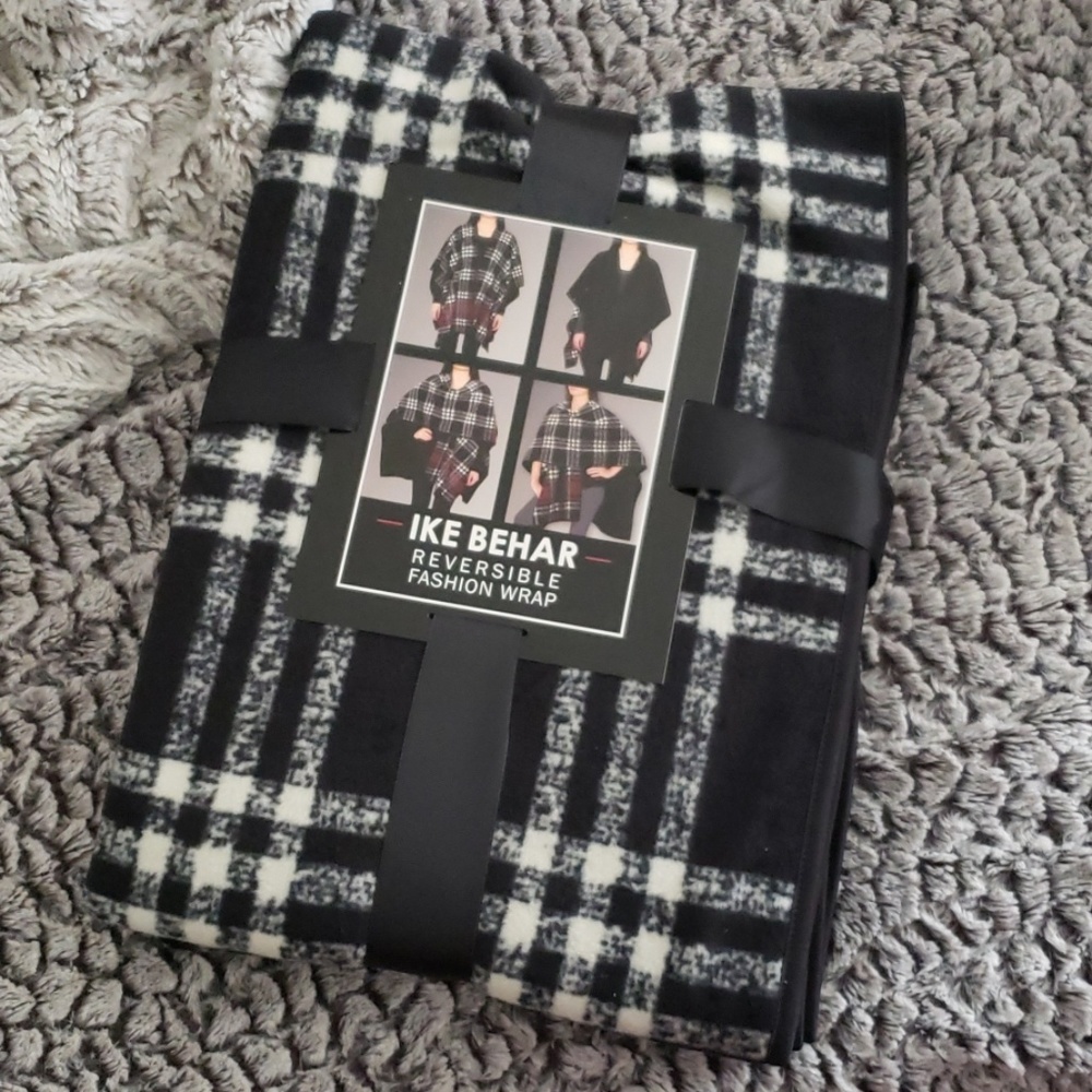 Reversible Fashion Wrap